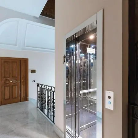 Deluxe Maison Pochet Neapol