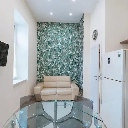 Deluxe Maison Pochet *