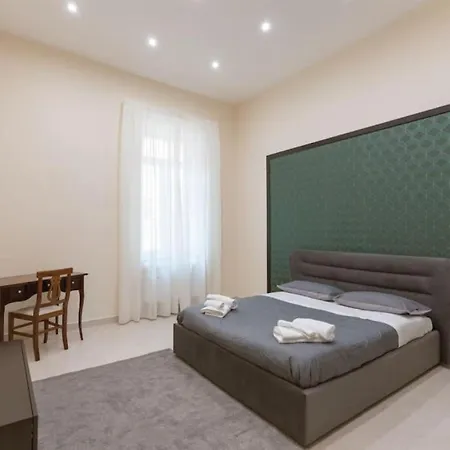 Deluxe Maison Pochet *